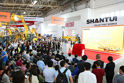 777盛世国际新品宣布会暨新产品交机仪式“炫”动BICES 2017